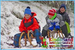 Ferienlager Winterferien Ferienspaß Winterferienlager | Kinderland Jerichower Land e.V. | Rodeln am Josephskreuz im Harz