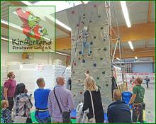 Kinderland Kletterwandeinsatz - megastarke Ferienlager und Abenteuercamps